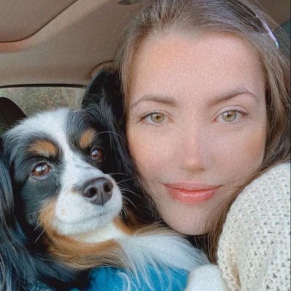 Meet your Posher, Luísa - Picture 1 of 1